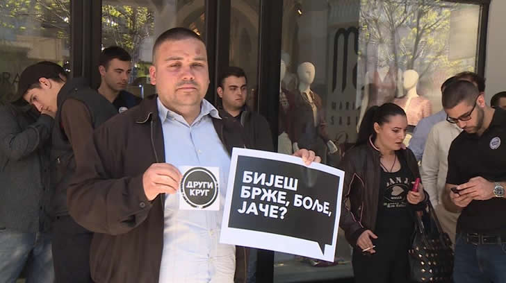 Pretučeni aktivista - Srbija izbori