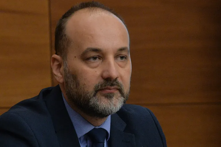Krajnja nesposobnost Vučića za vođenje države jedini su uzrok ozbiljnih problema koje Srbija ima iznutra i spolja, smatraju u Jankovićevom pokretu (Zoran Žesti? / Tanjug)